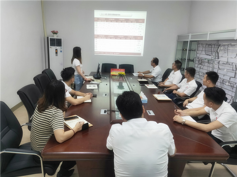 總結使人進步，計劃使人思路清晰——貝朗成型折彎設備